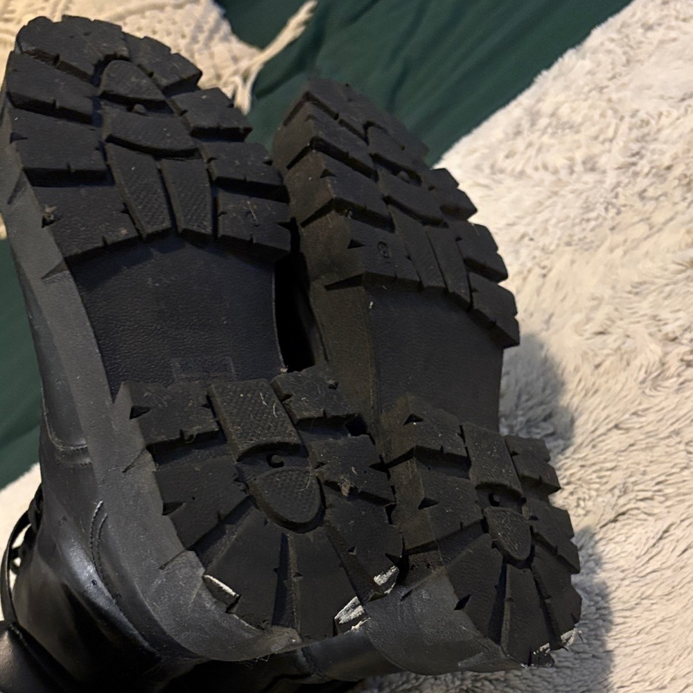 Cape Robbin Black Lace-Up Combat Boots with Removable Zip Pocket - Picture 8 of 8